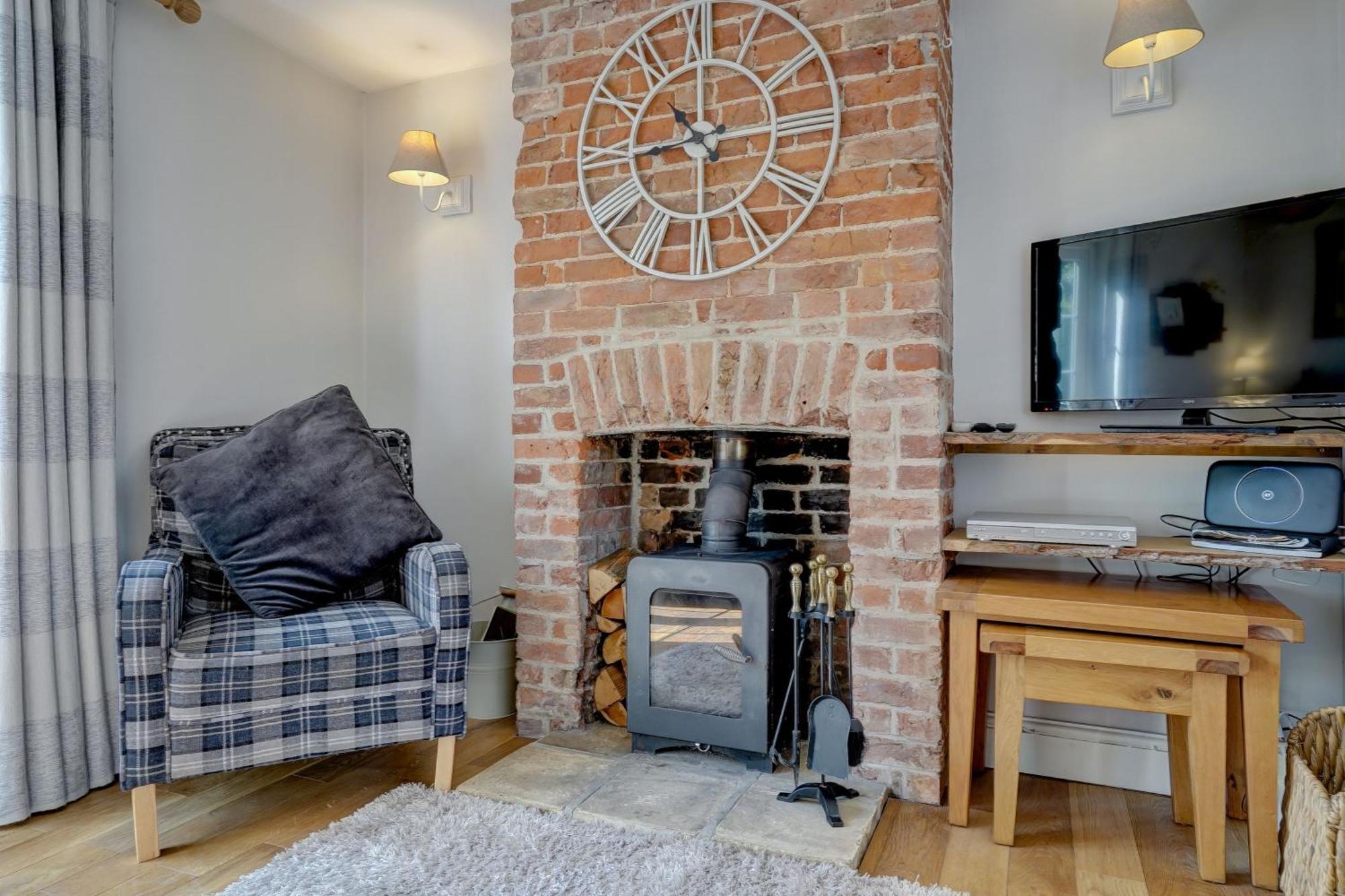 April Cottage By Winterton Cottages Экстерьер фото